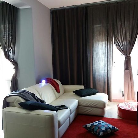 B&B Italia Napoli Naples Exterior photo